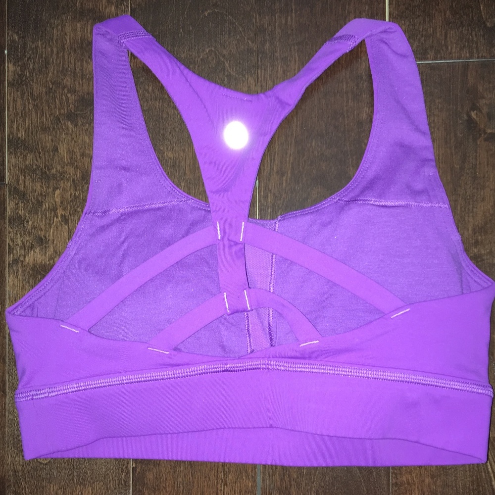 lululemon - Picture 3 of 4